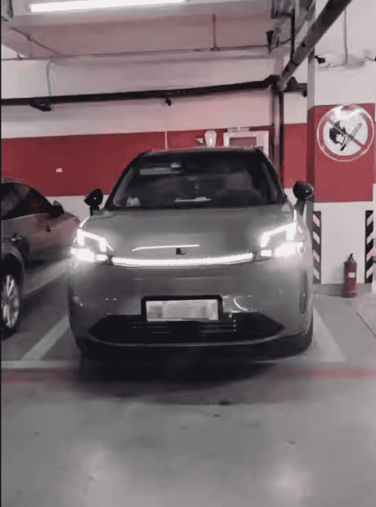 Đèn led cản trước Lynk & Co 08